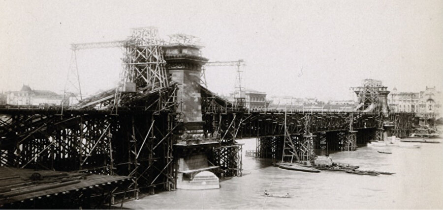 “Köprüler Kenti: Budapeşte ve Türkiye’de Macarların Yaptığı Köprüler”