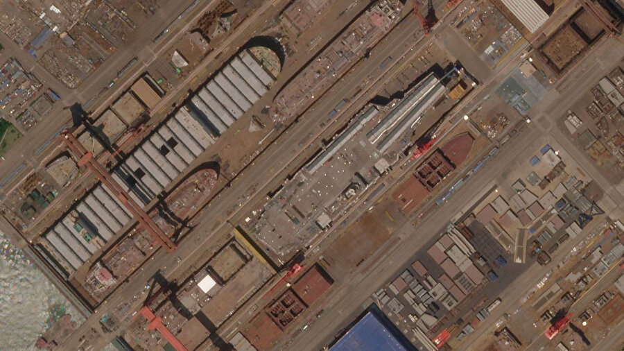 Çin, denizlerdeki gücünü arttırmak istiyor.