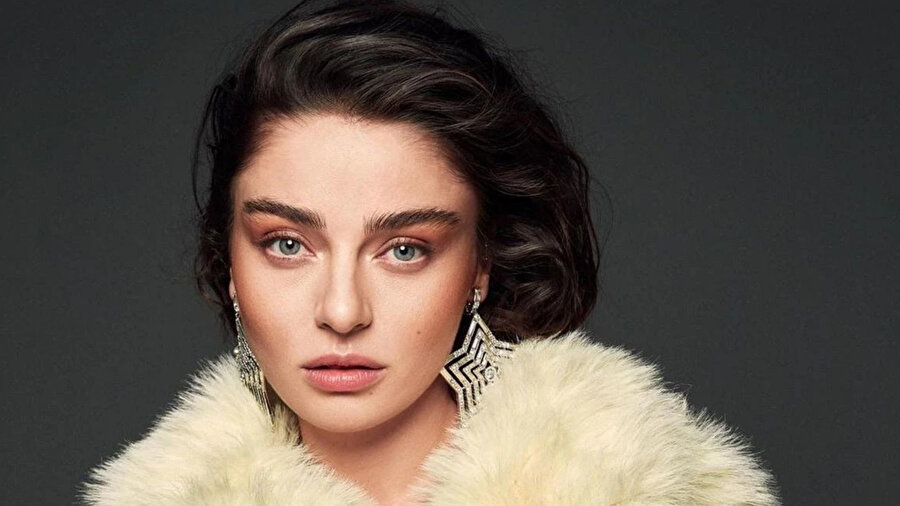 Oyuncu Ayça Ayşin Turan