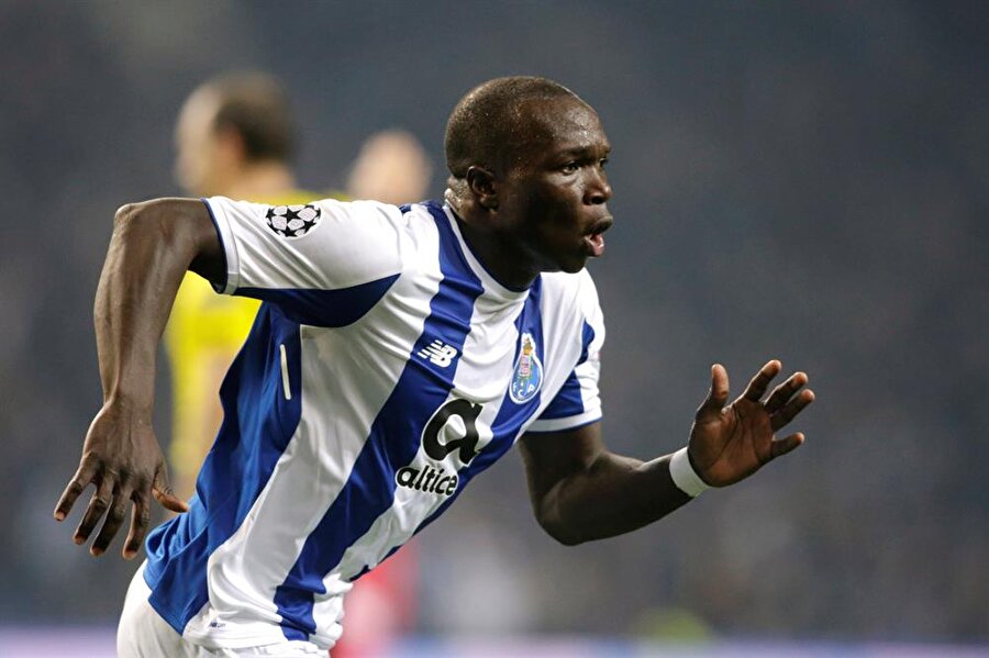 Galatasay'ın, Beşikaş'ın da gündeminde olan Aboubakar ile ilgilendiği iddia edildi.