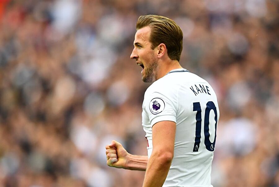 Tottenham, Harry Kane'in sözleşmesinin 2024 yılına kadar uzatıldığını açıkladı.