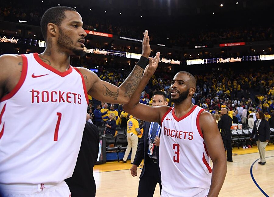 Houston Rockets seriyi eşitledi.