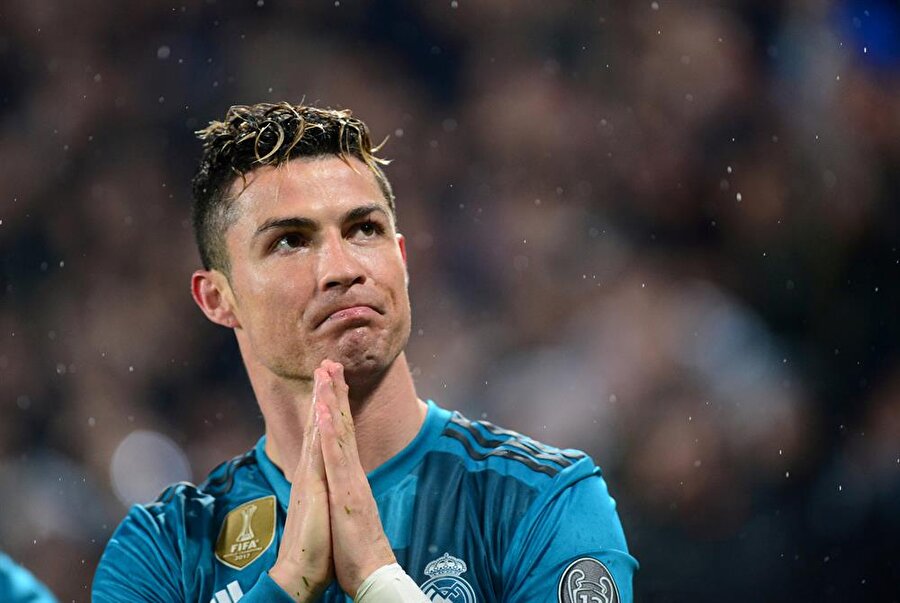 Sportif direktör açıkladı: Ronaldo ile imzaları attık!