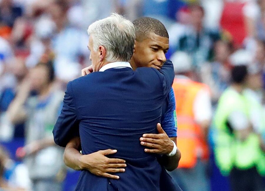 Kylian Mbappe & Deschamps