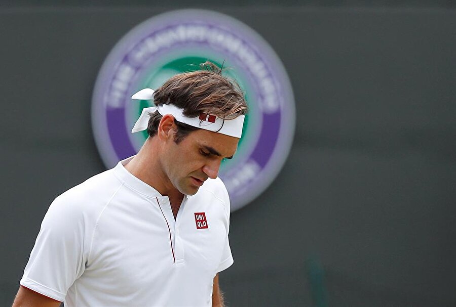 Federer Wimbledon'a çeyrek finalde veda etti.