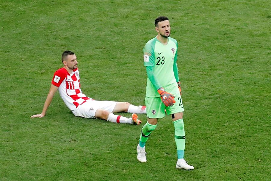 Danijel Subasic, Corluka ve Mandzukic'in ardından milli takımı bırakan üçüncü isim oldu.