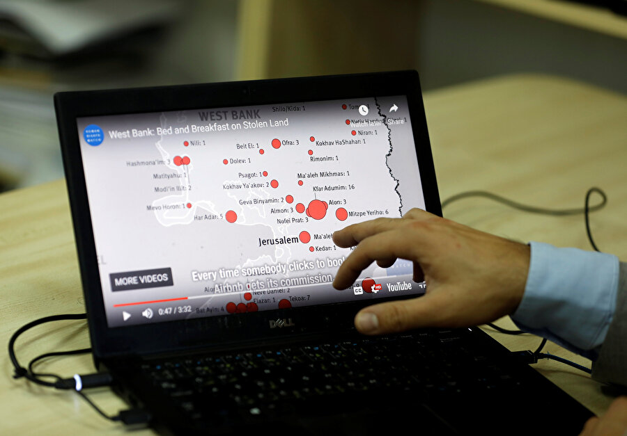 Airbnb, "Küresel şirketlerin birçoğu insanların yerlerinden edildiği topraklarda iş yapıp kar edilmemesi gerektiğini söylüyor" diyerek Batı Şeria'da bulunan yerleşim birimlerini kaldıracaklarını açıkladı.