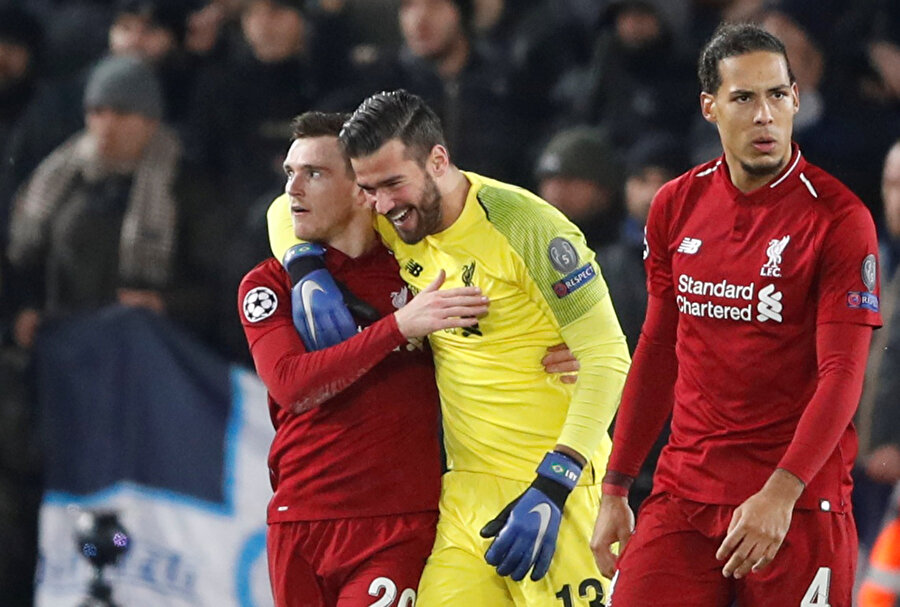 Maç sonrası Liverpoollu oyuncular büyük sevinç yaşadılar.