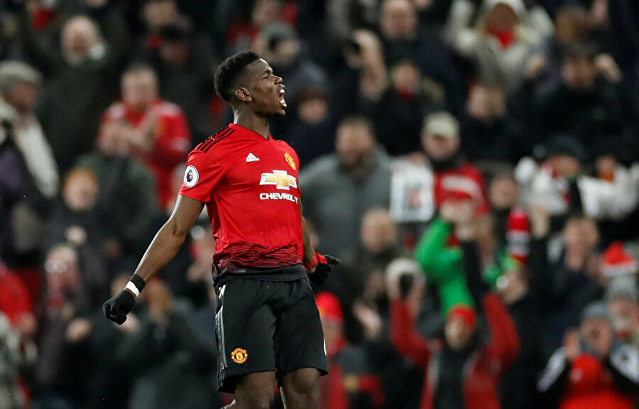 Paul Pogba golün ardından büyük sevinç yaşıyor.