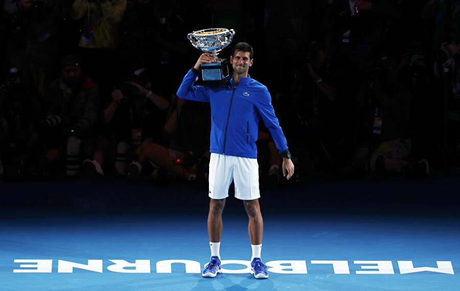 Djokovic, Avustralya Açık'taki 7. şampiyonluğuna uzandı.