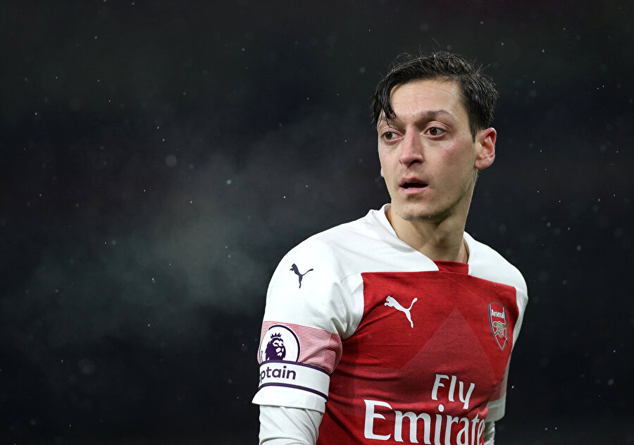Mesut Özil, bu sezon çıktığı 18 maçta 4 gol kaydetti.