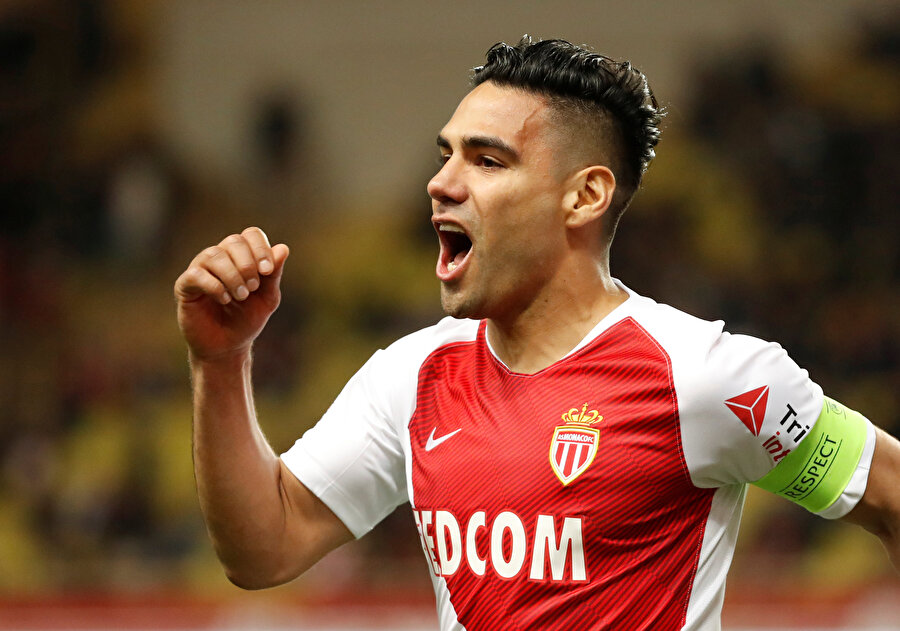 Fransa Ligue 1'de kötü günler geçiren Falcao'lu Monaco, ligde 17. sırada yer alıyor.