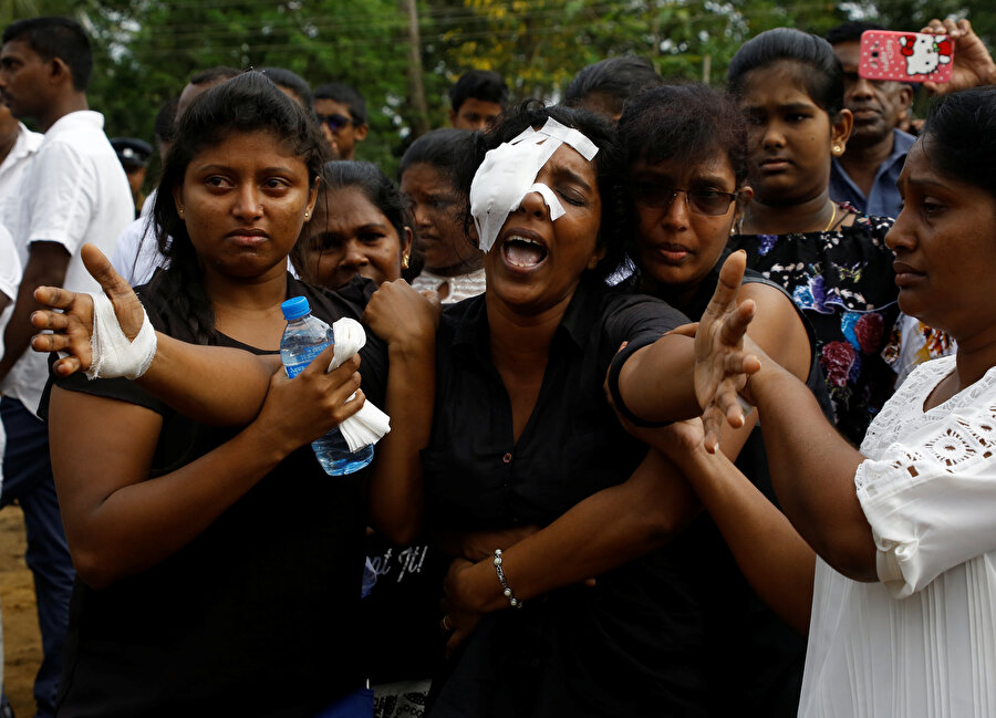 Sri Lanka Müslüman sivil toplum hareketleri ve dernekleri de yetkililere saldırıların faillerini derhal tutuklamaları ve cezalandırmaları çağrısında bulundu.