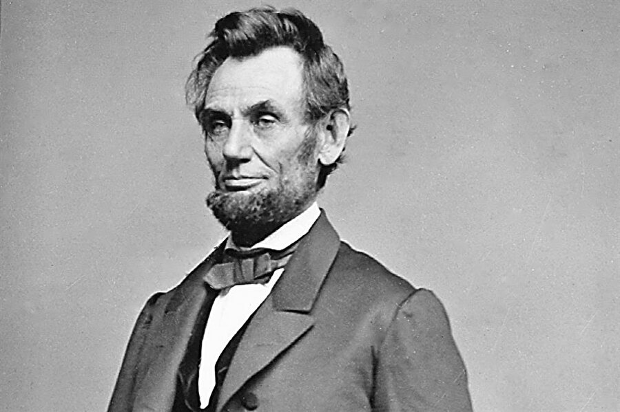 Abraham Lincoln
Türkler az söylerler çok iş yaparlar