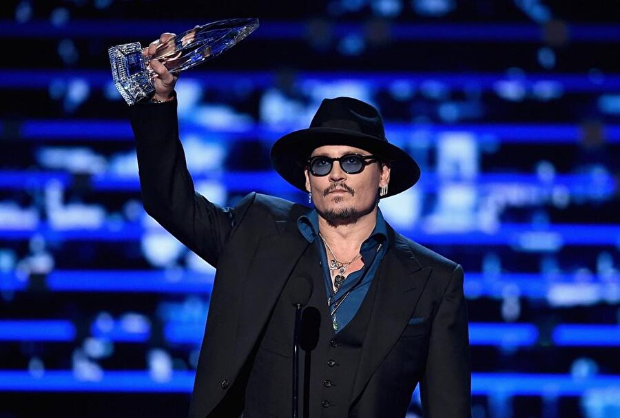 Johnny Depp (52 yaşında)
