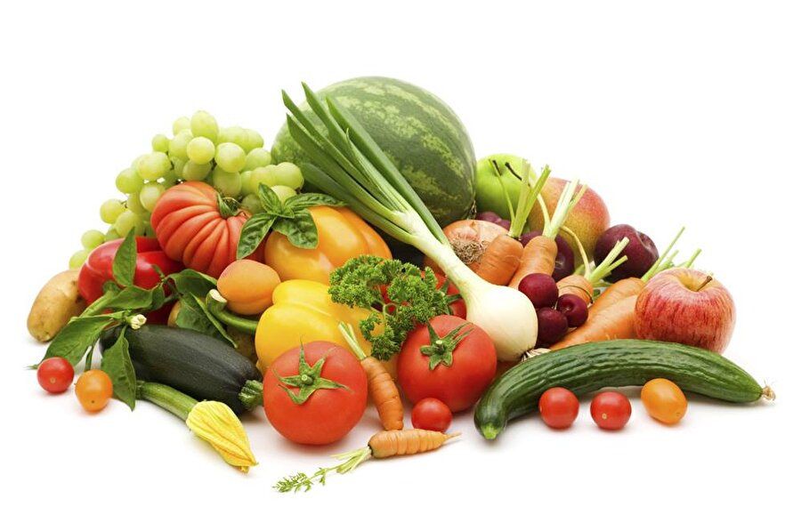 Sebzelerinizi tuzlu suda yıkarsanız, sebzeleri daha etkili ve çabuk temizlemiş olursunuz.

                                    
                                