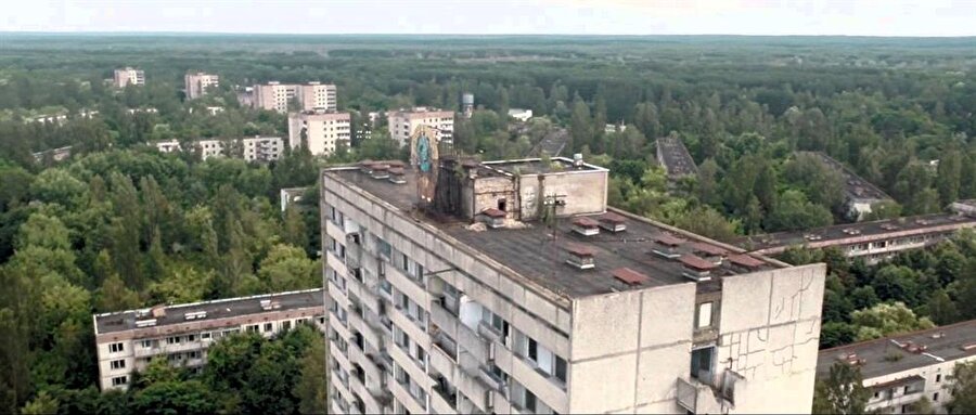 Pripyat, Ukrayna'nın kuzeyinde yer alan terk edilmiş bir şehir. 

                                    
                                    
                                
                                
