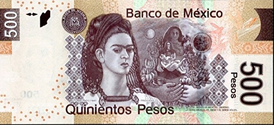 Meksika

                                    
                                    
500 pezonun üzerinde ünlü ressam Frida Kahlo'nun 1940 tarihli portresi yer alıyor. Son yıllarda popüler bir ikon haline gelen Kahlo oldukça başarılı bir ressam olmasının yanında, acıklı hayat hikayesi çekiği zorluklar ve bunlarla savaşmasıyla ile biliniyor. 

                                
                                