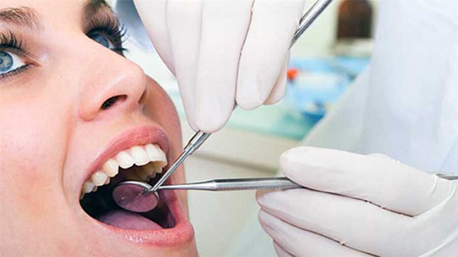 Dişçi

                                    
                                    
                                    
                                    
	Yıllık Maaşı: 70,210 Dolar

Alanında uzman olan doktorlar için yüksek maaşların ödendiği dişçilik her dönemde gözde olan bir meslek. Esnek çalışma saatlerine ayak uyduran kişiler bu rakamın üzerine çıkabilir.
                                
                                
                                
                                