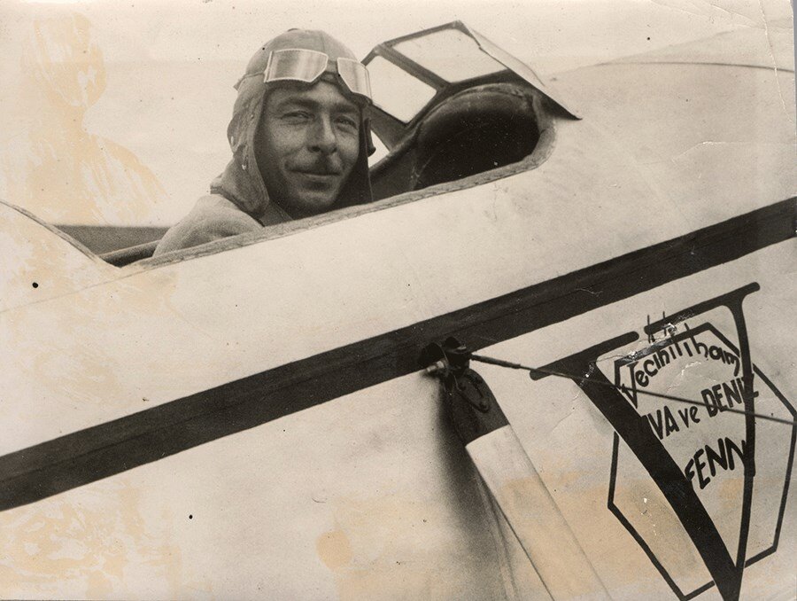 
                                    
                                    
                                    
                                    
                                    İlk Türk sivil uçağı olan "Vecihi 14", 1930 yılında Vecihi Hürkuş tarafından yapıldı.
                                
                                
                                
                                
                                