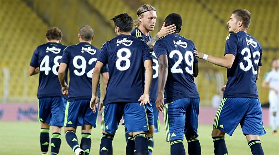 İlk maç İstanbul’da
Fenerbahçe, Şampiyonlar Ligi 3. Ön Eleme Turu'nda Fransa Ligue 1 ekibi Monaco eşleşti. İlk maç 26 Temmuz Salı günü Ülker Şükrü Saracoğlu Stadı'nda oynanacak. İkinci maç ise 3 Ağustos Çarşamba günü deplasmanda yapılacak.