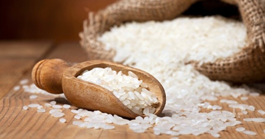Pilav varsa, kaç!
Pirinç pilavı yerine bulgur pilavı tüketin; bulgur pilavının besin değeri pilava göre çok daha yüksektir.