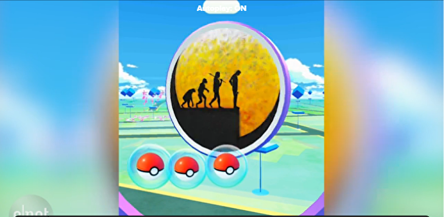 Pokestop'larda yuvarlak kısmı çevirmeyi unutmayın
İşte bu çoğu oyuncunun kaçırdığı bir nokta. Eğer pokestop'lardaki bu yuvarlak kısmı döndürürseniz size rastgele hediyeler veriyor.