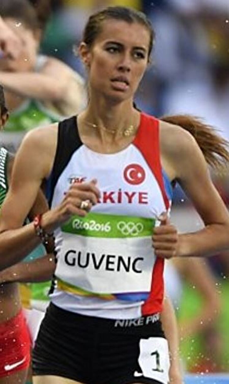 3 sporcumuz veda etti
Kadınlar 3 bin metre engelli branşında Türkiye'yi temsil eden Özlem Kaya, Tuğba Güvenç ve Meryem Akdağ elemeleri geçemedi ve oyunlara veda etti. 

