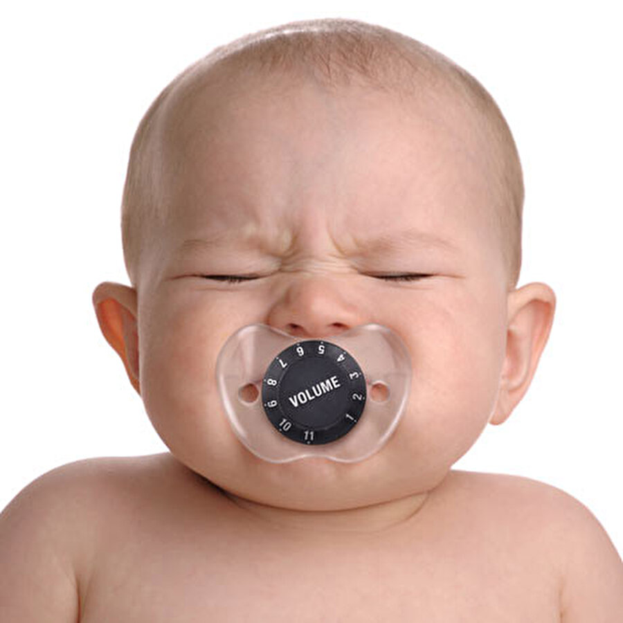 Uyurken ağızlarından çıkarılmalı

                                    Bebeklerin güvenliği için emzik, bebek uyuduğunda ağzında alınmalı. Aksi durumlarda istenmeyen sonuçlara sebep olabilir.
                                