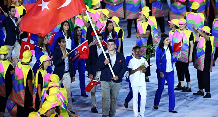 103 sporcuyla katıldık
Türkiye, Brezilya'nın Rio de Janeiro kentinde düzenlenen 2016 Olimpiyat Oyunları'na 103 sporcuyla katıldı. 