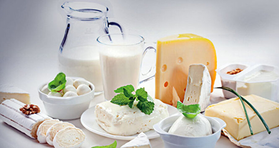  86 parti süt ve süt ​ürünü
Gıda Tarım ve Hayvancılık Bakanlığının internet sitesinde yer alan duyuruya göre; yapılan kontroller sonucunda aralarında yoğurt, peynir, tereyağı, kaymak olmak üzere 86 parti süt ve süt ürününde hile tespit edildi.