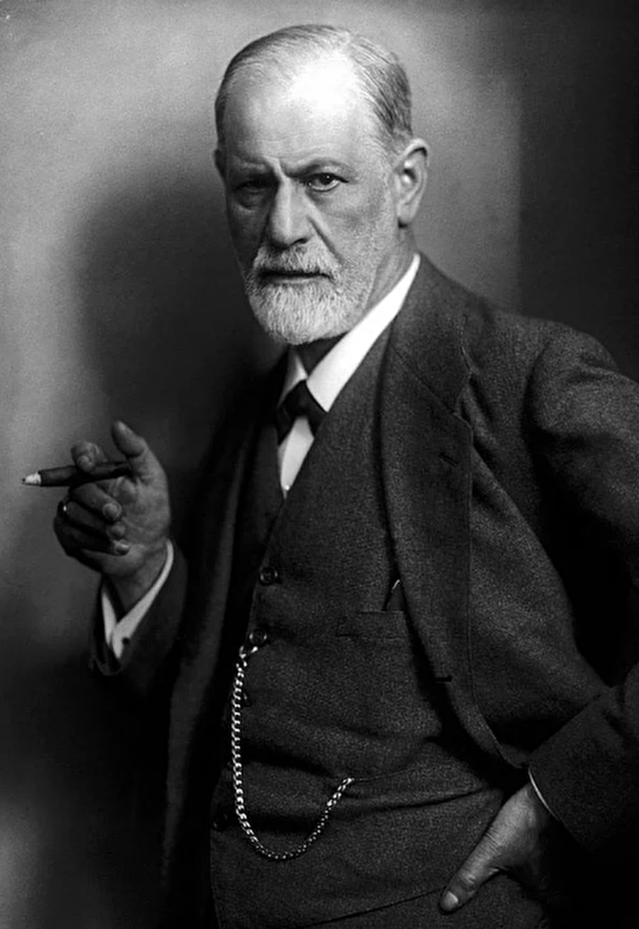 Freud’un söylemi “çocukluk amnezisi”
Felsefeciler ve psikologların da üzerine düşünüp araştırmalar yaptıkları bu konuyu, psikoterapinin babası Freud "çocukluk amnezisi" olarak adlandırır. 