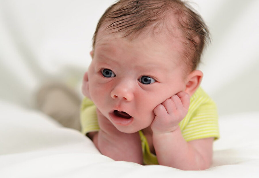 Bebeğinin gelişimini hızlandırır

                                    Anne sütü bebeğin organları açısından oldukça önemli olduğundan büyüme ve gelişmeyi doğrudan etkiler. 
                                
