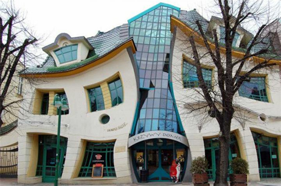 Polonya/Crooked House

                                    
                                    
                                    
                                    
                                    
                                
                                
                                
                                
                                