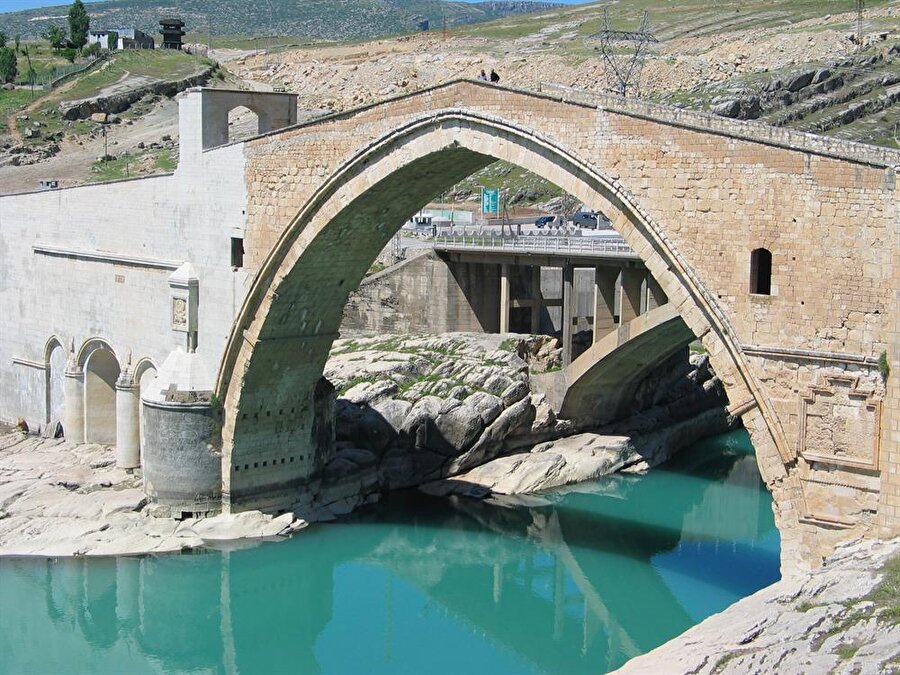 Malabadi Köprüsü - Diyarbakır
