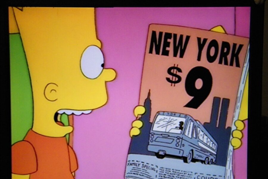 
                                    
                                    
                                    
                                    Simpson ailesinin kızlarından Lisa Simspon ilk defa New York'a gidecektir. Otobüsle tüm şehri dolaşmak isteyen Lisa kardeşi Bart'a şehir turu yapan otobüs firmasının reklamını gösterir. Derginin kapağında turun 9 dolara yapılacağı yazar ve hemen yanında ikiz kulelerin fotoğrafı vardır. Dergideki 9/11 subliminal mesaj olarak okunabilir.
                                
                                
                                
                                