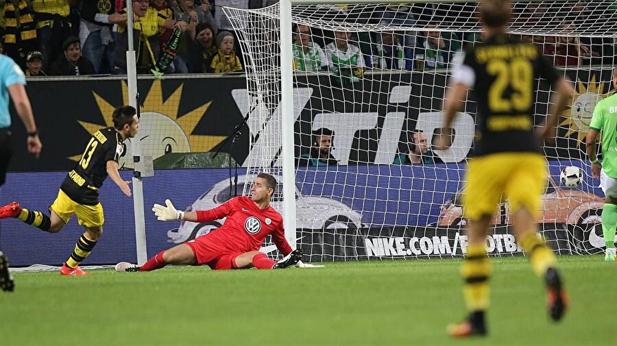 5-1’lik galibiyet

                                    Wolfsburg forması giyen Mario Gomez'in çok net pozisyonlardan yararlanamadığı mücadeleyi konuk ekip 5-1 kazandı.
                                