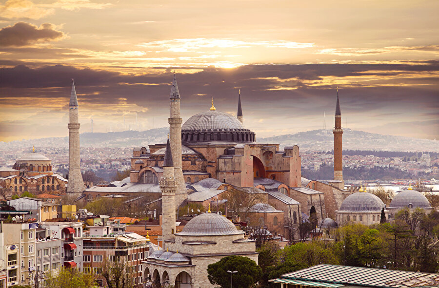 Aynı listede İstanbul 11.95 milyon turist ziyaretçisiyle sekizinci oldu.
