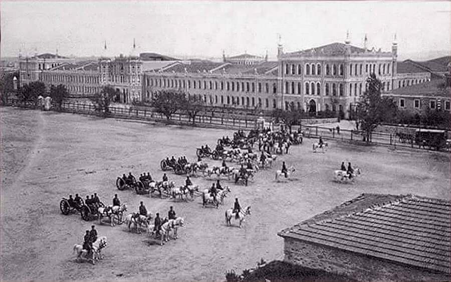 Taksim kışlası-1890

