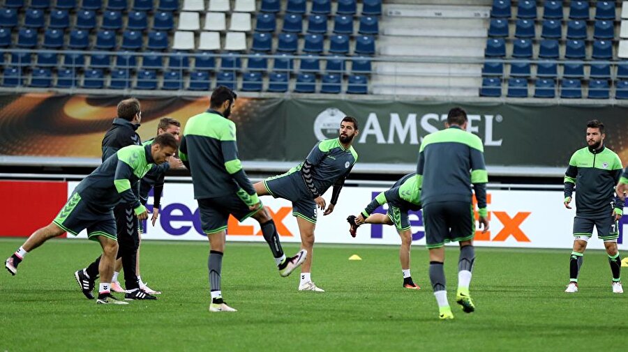 Konyaspor’un muhtemel 11’i
Serkan Kırıntılı
Douglas
Ali Turan
Vukovic
Skubic
Jonsson
Ali Çamdalı
Ömer Ali Şahiner
Meha
Milosevic
Bajic