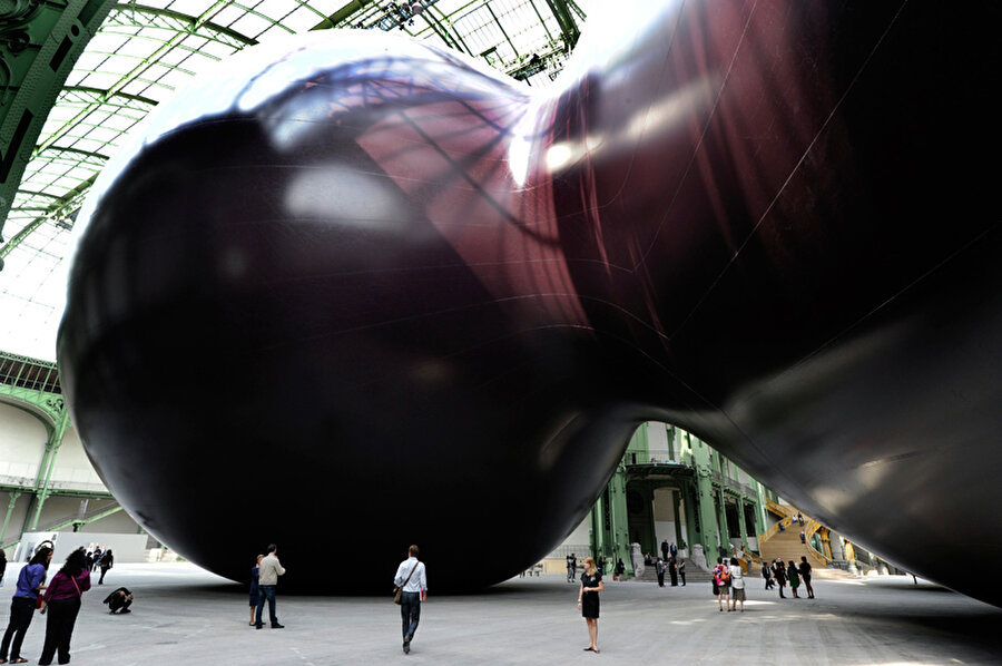 Fransa
Fransa'nın başkenti Paris'te bulunan Grand Palais'in içerisinde yer alan 35 metre yüksekliğindeki dev balon.