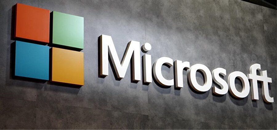 Microsoft

                                    
                                    
                                    Microfost'un değeri ise 384.64 milyar dolar.
                                
                                
                                