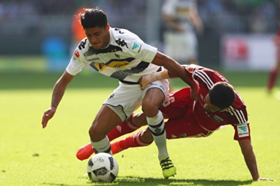 Mahmoud Dahoud

                                    
                                    
                                    Yaş: 20
Pozisyon: Önlibero
Seviye: 79
Kulüp: Borussia M.Gladbach
                                
                                
                                