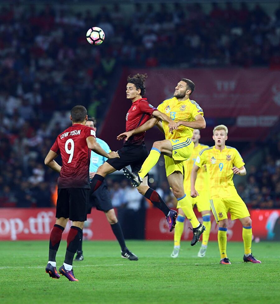 21:45’te başlayacak
İzlanda'nın başkenti Reykjavik'teki Laugardalsvöllür Stadyumu'nda oynanacak maç TSİ 21:45'te başlayacak.