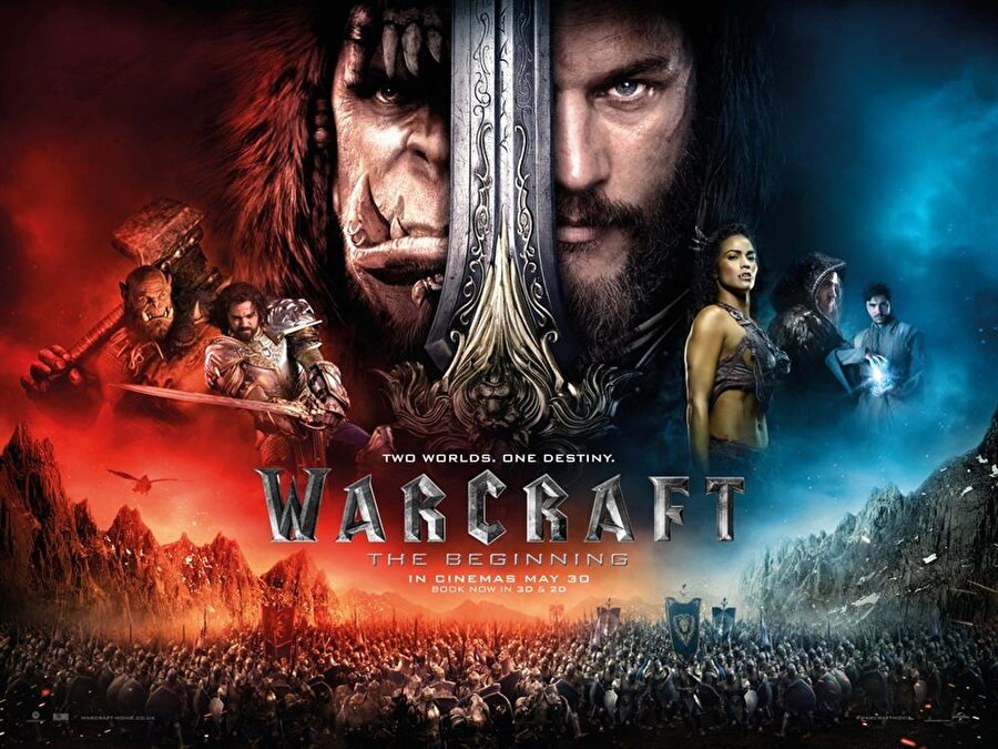 Warcraft / IMDb: 7.1

                                    
                                    World of Warcraft oyununun sinema filmi olan yapım farklı ırkların karşı karşıya geldiği fantastik bir dünyayı beyazperdeye taşıyor. Ork savaşçılarının ülkeleri yok olmuştur ve hayatta kalanlar yeni bir koloni oluşturmak amacıyla, Azeroth krallığının eteklerine gelirler. Azeroth krallığı barışçıl ortamdan yana olsa da eşikteki bu savaş kaçınılmazdır. İki dünyayı birleştiren kapı açıldığında, bir ordu yıkım bekler, diğeri de yok olma ihtimaliyle karşı karşıyadır. Bu karşıt gruplardan iki kahraman, ailelerinin, halklarının ve ülkelerinin kaderini belirleyecek bir çatışma yoluna girerler. Filmin yönetmenliğini Moon filmiyle sinemaya esaslı bir giriş yapan, genç neslin umut vaadeden yönetmenlerinden Duncan Jones yer alırken, oyuncu kadrosunda ise Travis Fimmel, Paula Patton, Ben Foster, Dominic Cooper, Toby Kebbell, Ben Schnetzer, Rob Kazinsky ve Daniel W isimleri yer alıyor. Filmin yapımcıları ise Legendary Pictures, Blizzard Entertainment ve Atlas Entertainment firmaları.
                                
                                