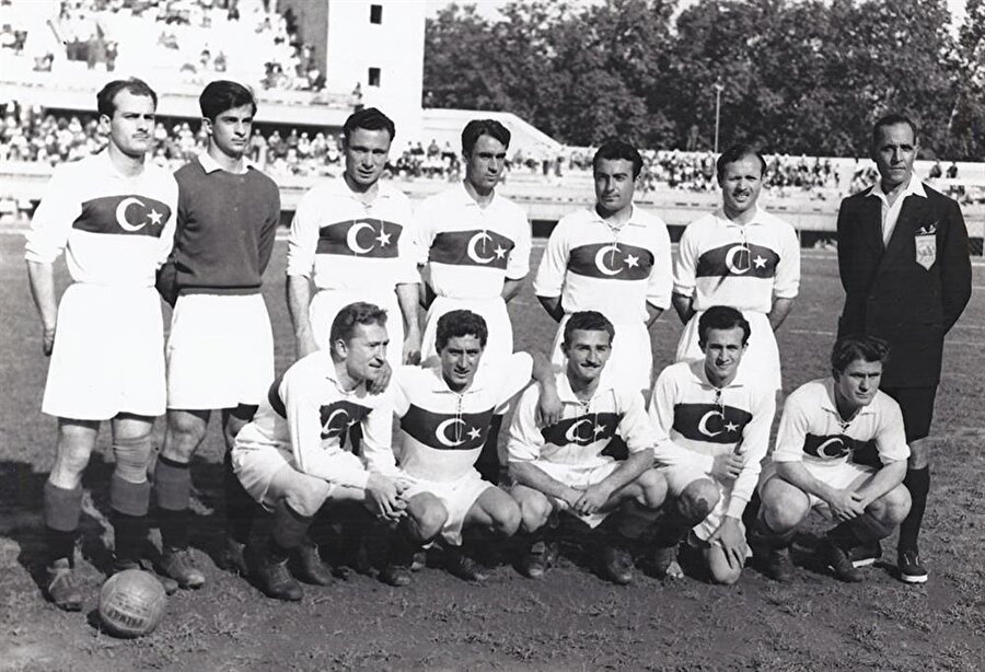 1950 Dünya Kupası
A Milli Takım ilk kez 1950 yılında Dünya Kupası'na katılmaya hak kazandı. Ancak Brezilya'da düzenlenen şampiyonaya Türkiye maddi sıkıntılar nedeniyle katılamadı.