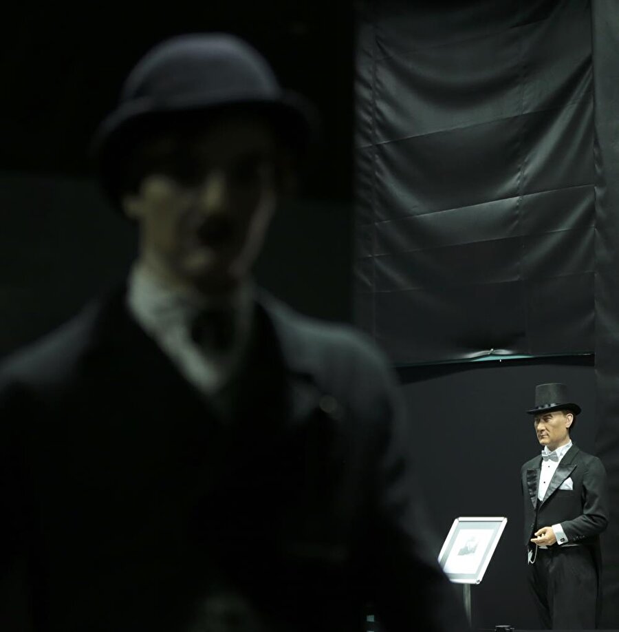 Gelecek yıl da yapılması planlanıyor
Gelecek yıl da düzenlenmesi düşülen serginin 2017 konseptinde, Osmanlı'dan isimlerin de yer alması düşünülüyor.