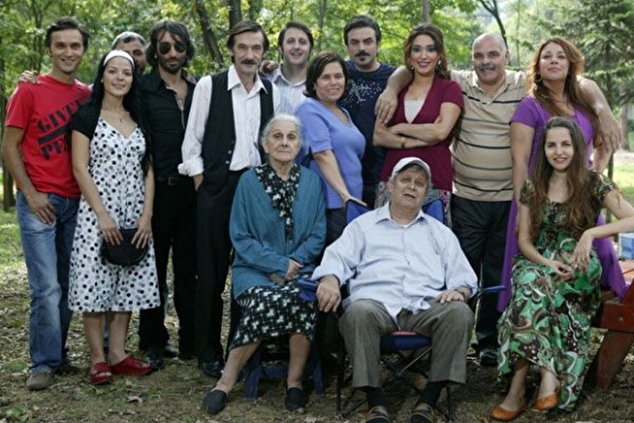 Genis Aile