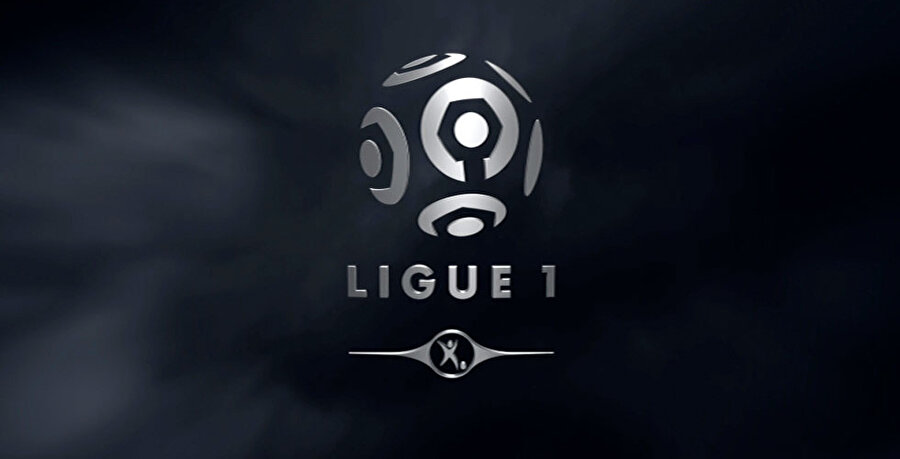 Fransa Ligue 1
16:00 Caen-Saint-Etienne
18:00 Metz-Nice (DIGITURK Kanal 91)
21:45 Paris Saint-Germain-Marseille (LİG TV 2) 
