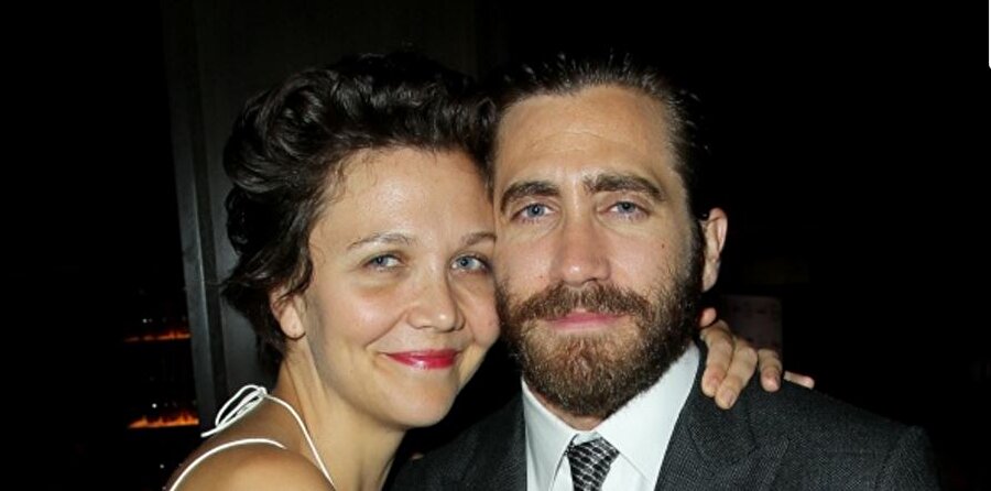 Jake Gyllenhaal ve Maggie Gyllenhaal

                                    
                                